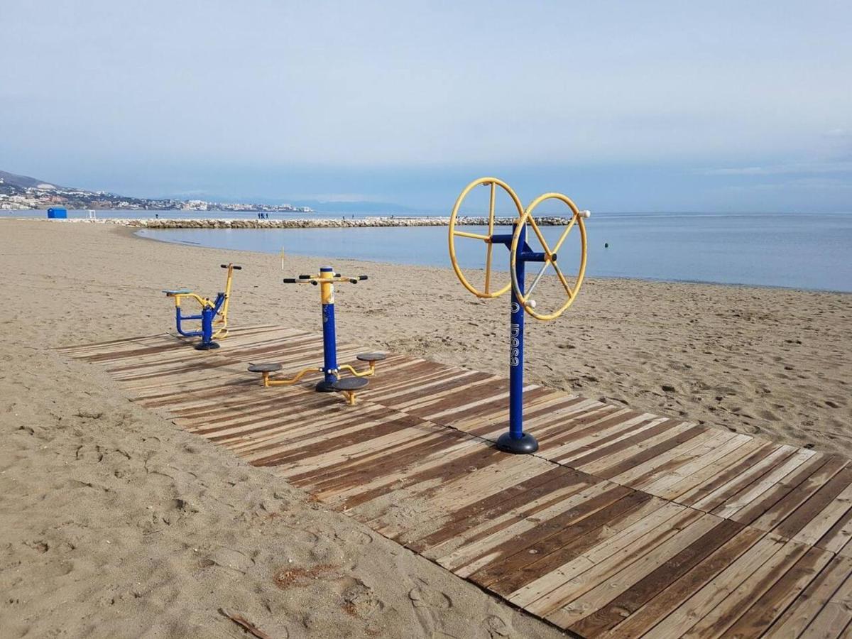 Fuengirola, Los Boliches - Nice Studio Right On The Beach. Kültér fotó