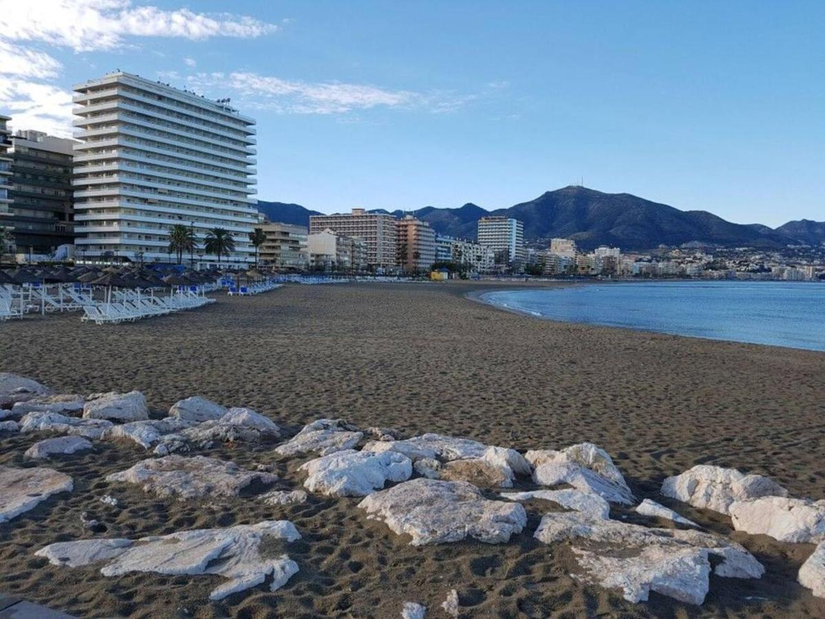 Fuengirola, Los Boliches - Nice Studio Right On The Beach. Kültér fotó