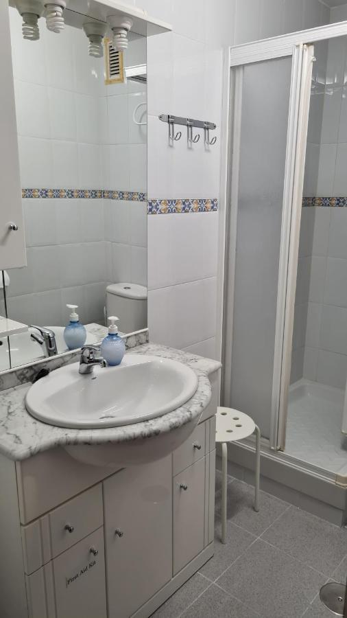 Fuengirola, Los Boliches - Nice Studio Right On The Beach. Kültér fotó