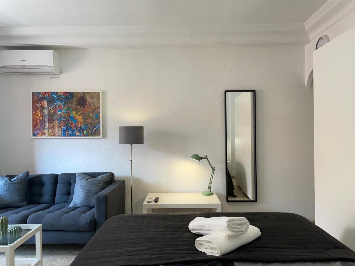 Fuengirola, Los Boliches - Nice Studio Right On The Beach. Kültér fotó